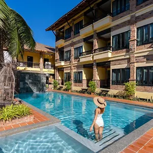 3* Hotel Motive